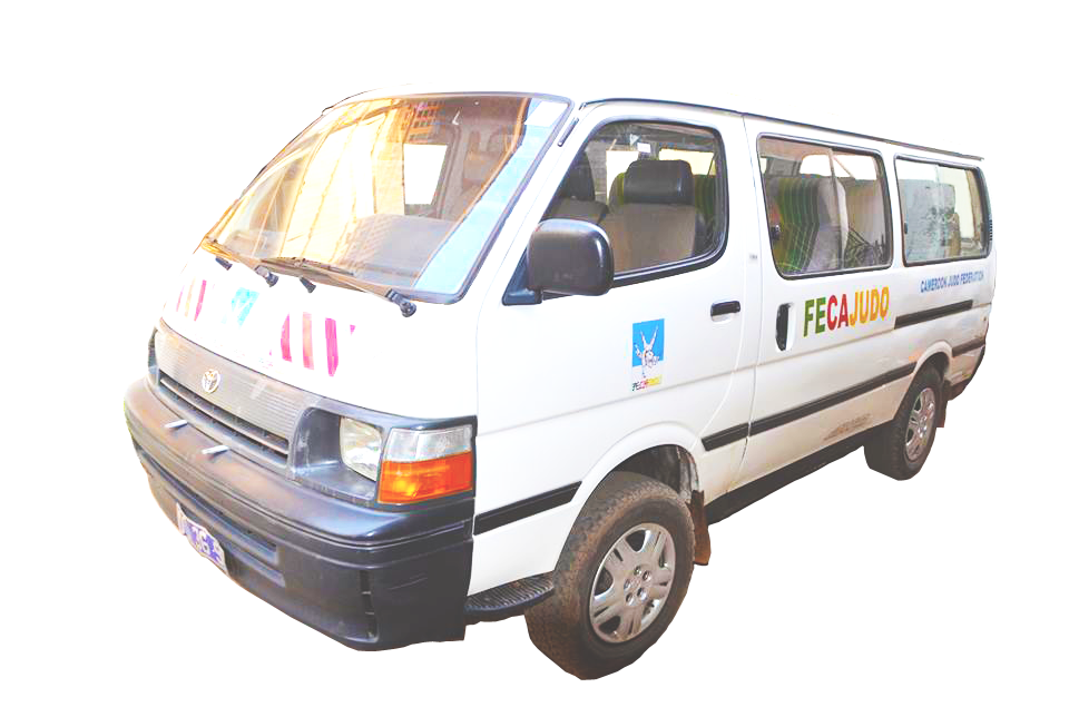 nouveau car de la FECAJUDO